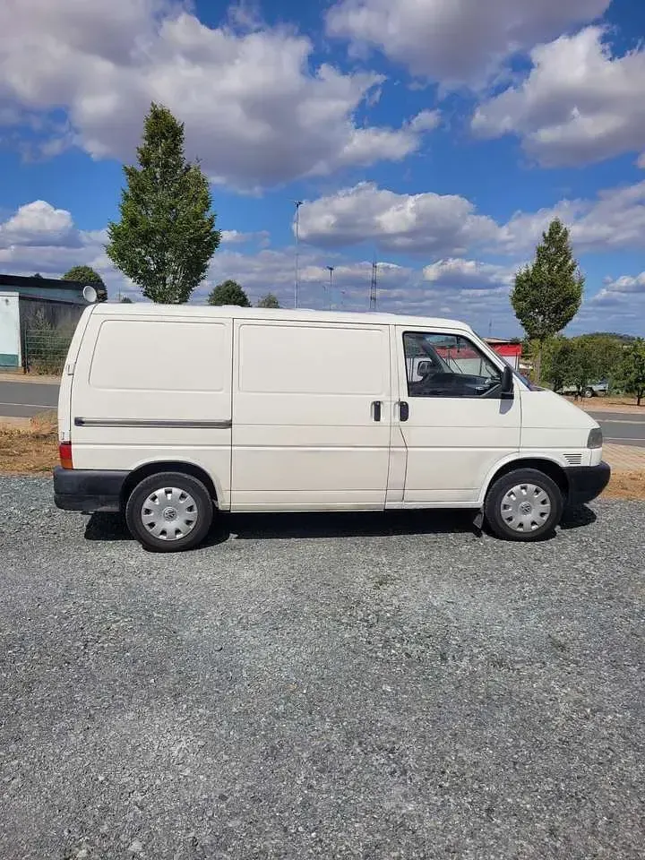 Gebraucht VW T4 102 PS (75 kW) 2000 Weiß Van