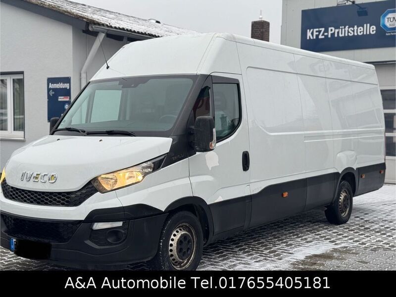 Weiß Gebraucht 2015 Iveco Daily Van / Kleinbus | 13.900 € (Fairer Preis) - Bild 1/4