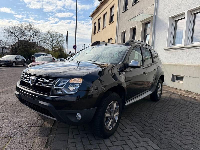 Gebraucht Dacia Duster Prestige 125 PS (91 kW) 2014 Schwarz SUV