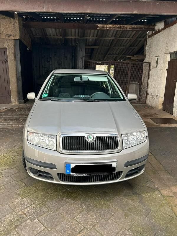 Gebraucht Skoda Fabia 54 PS (39 kW) 2007 Silber Kleinwagen