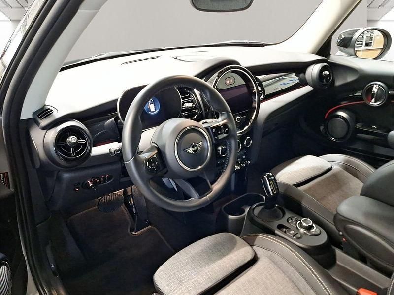 Gebraucht Mini Cooper SE 135 kW (184 PS) 2023 Grau Kleinwagen