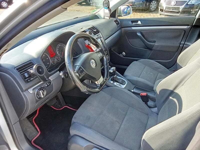 Gebraucht VW Golf V 140 PS (102 kW) 2008 Grau Kombi