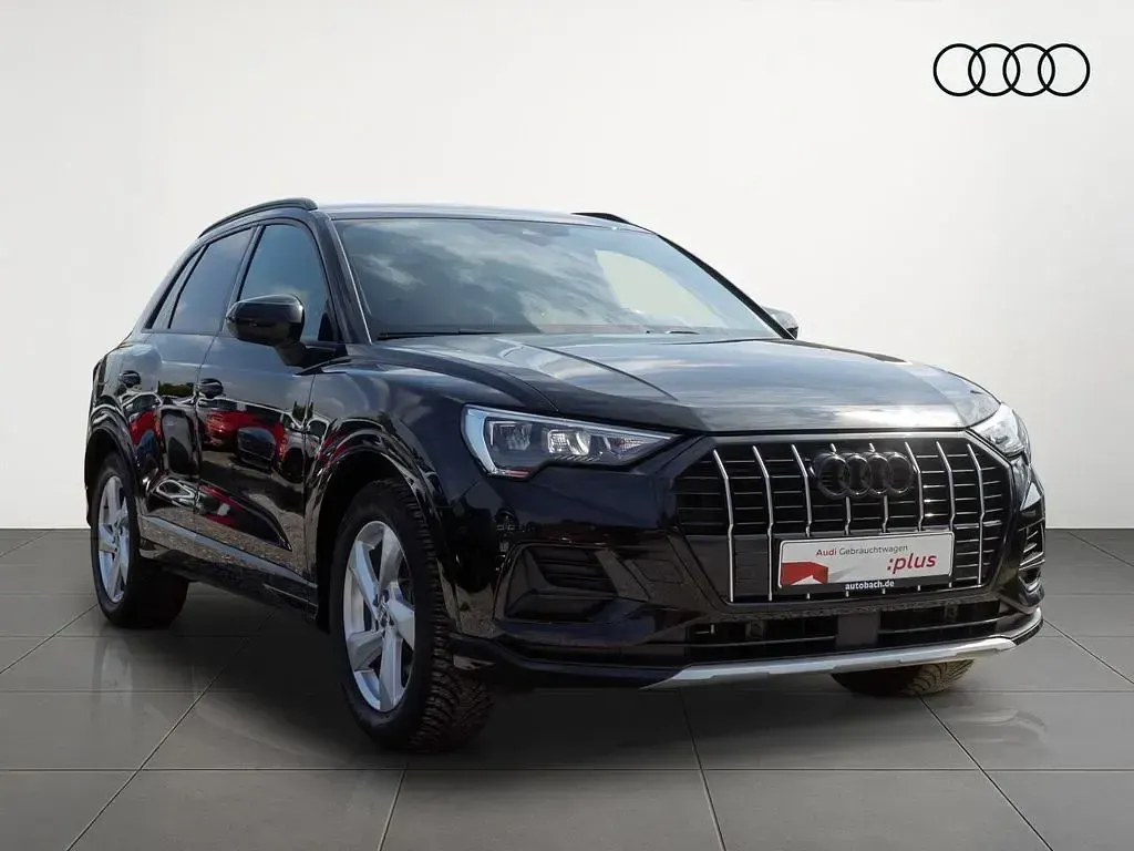 Gebraucht Audi Q3 Advanced Plus 150 PS (110 kW) 2019 Schwarz SUV