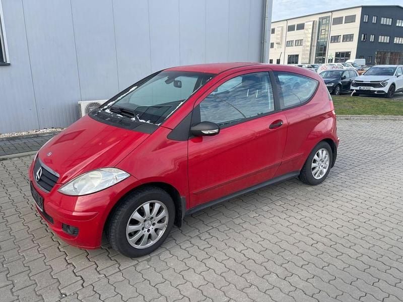 Gebraucht Mercedes A150 95 PS (69 kW) 2008 Rot Limousine