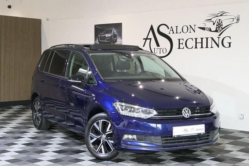 Gebraucht VW Touran Highline 150 PS (110 kW) 2020 Blau Van / Kleinbus