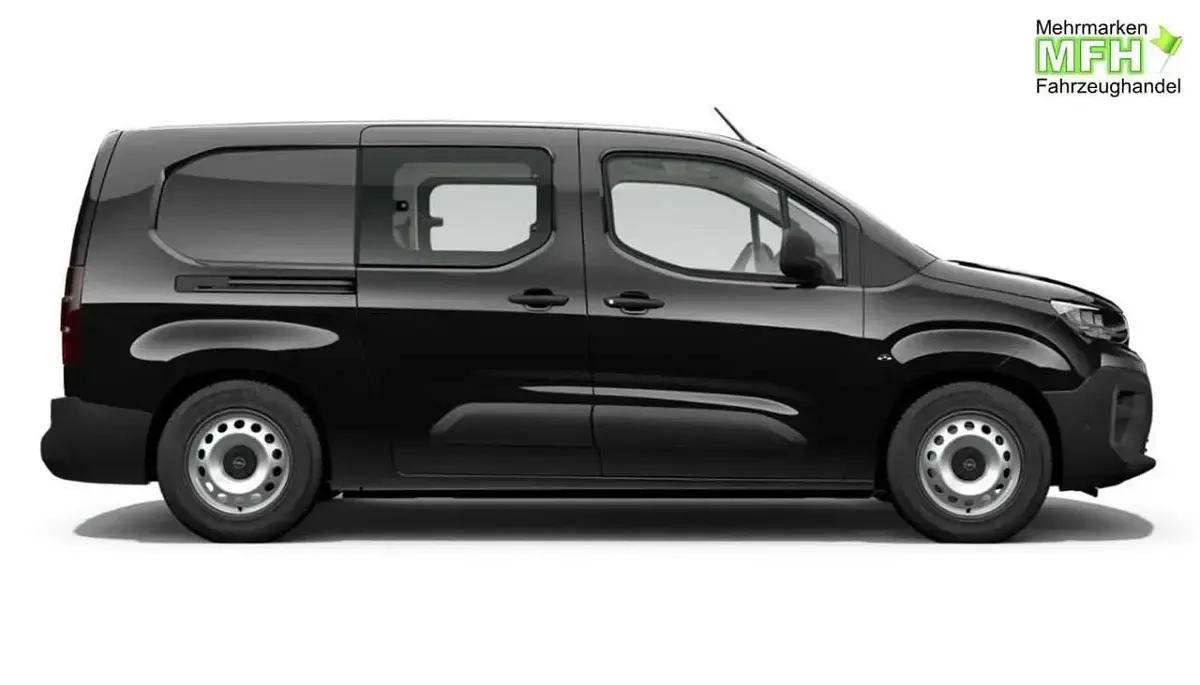 Neu Opel Combo 101 PS (74 kW) 2026 Karbon schwarz metallic Van / Kleinbus
