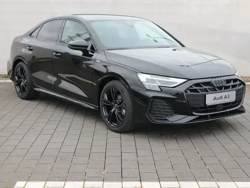 Gebraucht Audi A3 S-Line 150 PS (110 kW) 2025 Mythosschwarz metallic Limousine