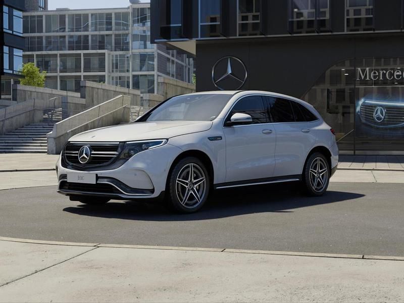 Polarweiss Gebraucht 2021 Mercedes EQC400 AMG SUV | 33.340 € (Etwas zu teuer) - Bild 1/4