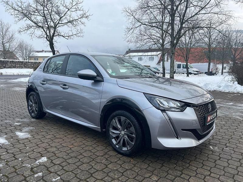 Gebraucht Peugeot 208 Active 100 kW (136 PS) 2021 Grau Kleinwagen