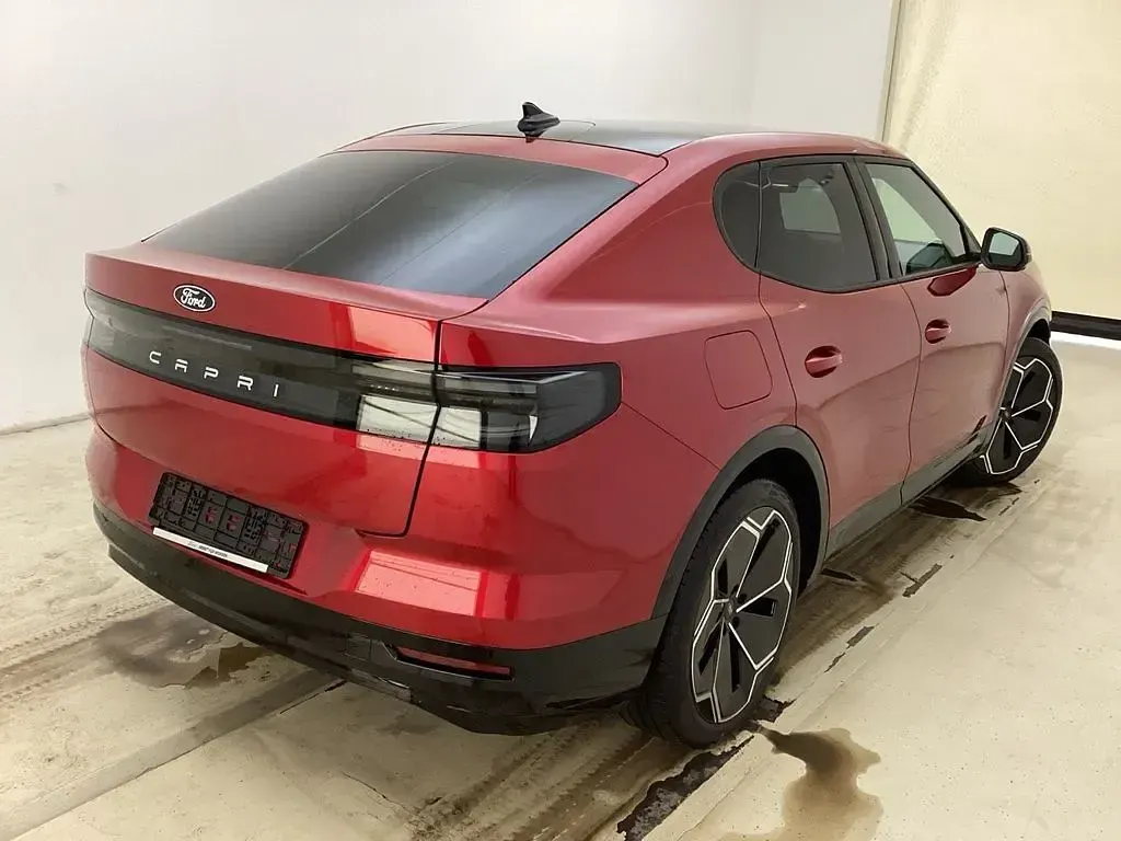 Gebraucht Ford Capri Premium 250 kW (340 PS) 2025 Rot SUV