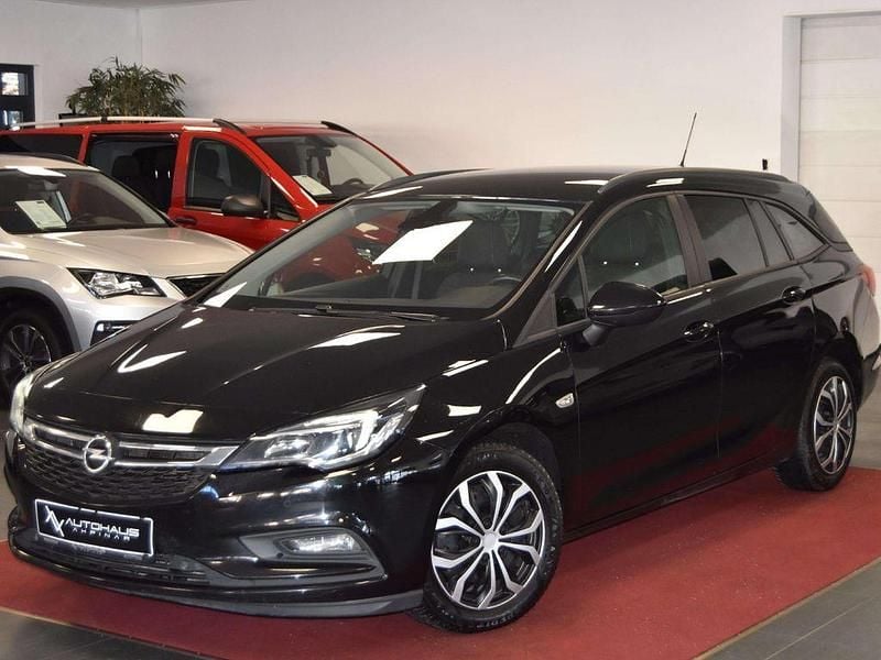 Schwarz Gebraucht 2018 Opel Astra Edition Limousine | 5.999 € (Superpreis) - Bild 1/4