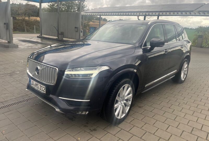 Blau Gebraucht 2015 Volvo XC90 Inscription SUV | 23.500 € (Superpreis) - Bild 1/4