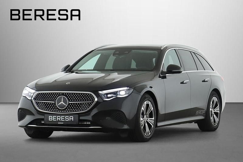 Gebraucht Mercedes E450 Avantgarde 367 PS (269 kW) 2025 Grau Kombi