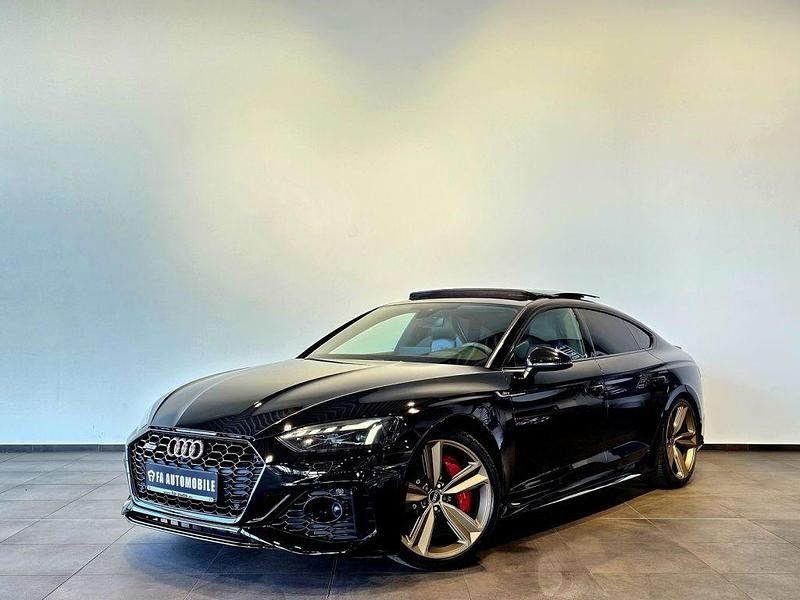 Mythosschwarz metall (metallic) Gebraucht 2020 Audi RS5 Sportback Comfort Coupé | 53.739 € (Fairer Preis) - Bild 1/4