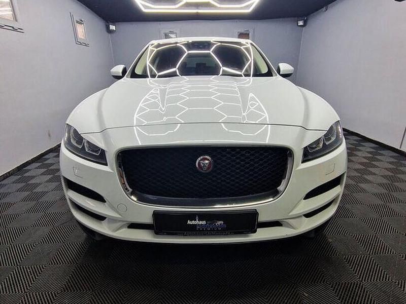 Gebraucht Jaguar F-Pace Prestige 180 PS (132 kW) 2016 Weiß SUV