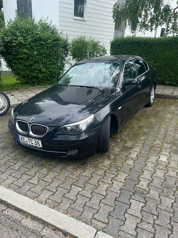 Gebraucht BMW 520 177 PS (130 kW) 2007 Schwarz Limousine