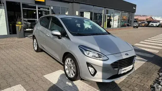Gebraucht Ford Fiesta Titanium 101 PS (74 kW) 2019 Grau Kleinwagen