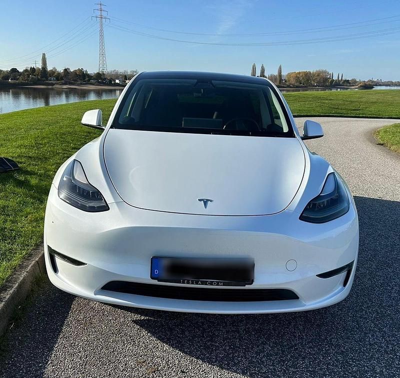 Gebraucht Tesla Model Y 377 kW (513 PS) 2022 Weiß SUV