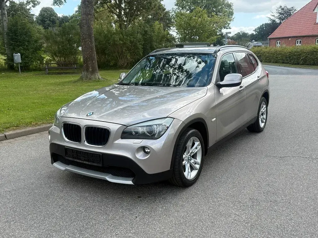Gebraucht BMW X1 150 PS (110 kW) 2012 Silber SUV