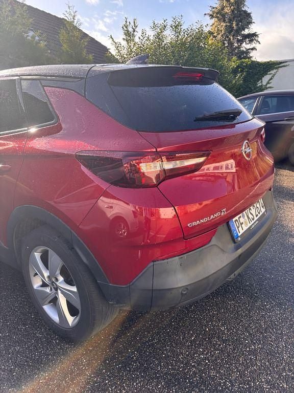 Rot Gebraucht 2018 Opel Grandland X Edition SUV | 10.500 € (Fairer Preis) - Bild 1/4