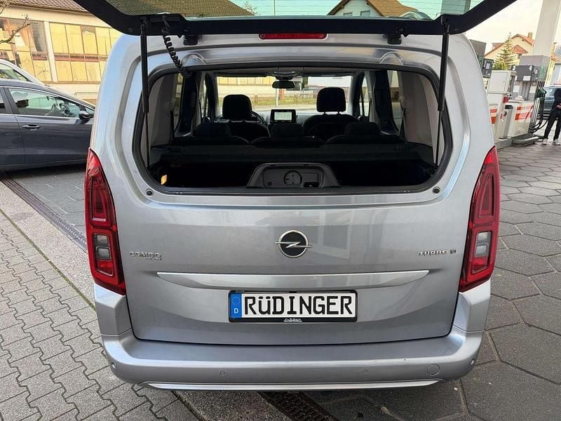 Gebraucht Opel Combo Life Innovation 131 PS (96 kW) 2019 Grau Van / Kleinbus