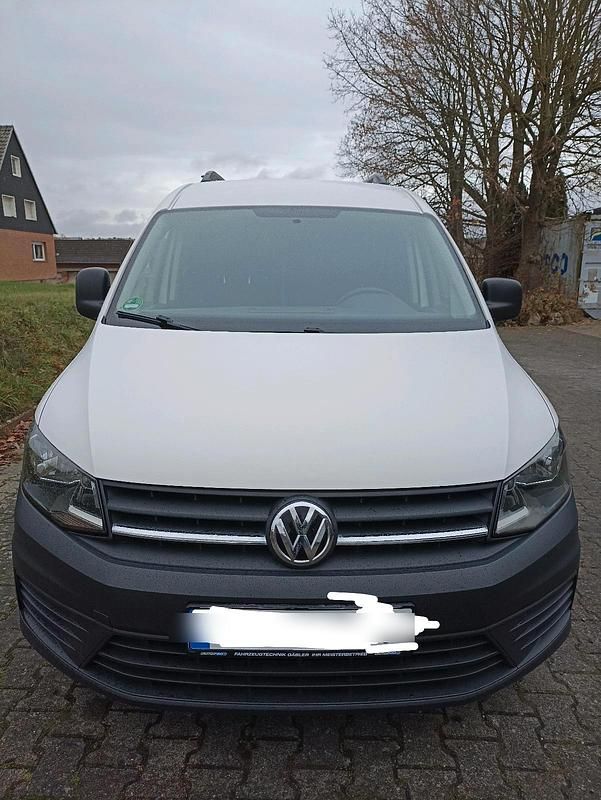 Weiß Gebraucht 2016 VW Caddy Maxi Van / Kleinbus | 9.499 € (Guter Preis) - Bild 1/4
