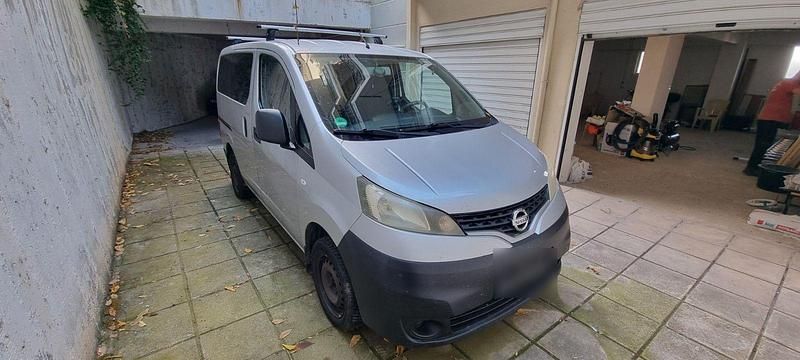 Gebraucht Nissan NV200 110 PS (80 kW) 2010 Silber Van / Kleinbus