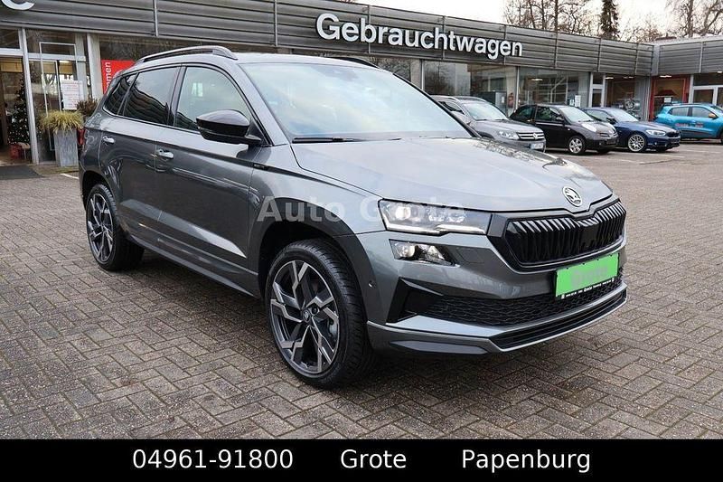 Neu Skoda Karoq SportLine 150 PS (110 kW) 2025 Grau SUV