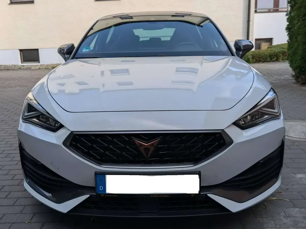 Gebraucht Cupra Leon VZ 300 PS (220 kW) 2021 Weiß Limousine