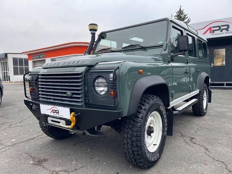 Grün Gebraucht 2012 Land Rover Defender SUV | 39.999 € (Etwas zu teuer) - Bild 1/4