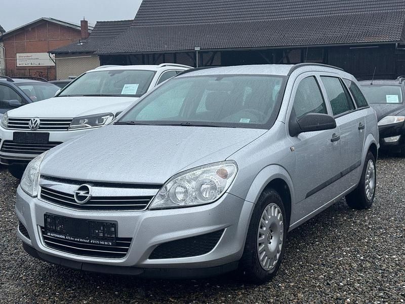 Gebraucht Opel Astra Selection 116 PS (85 kW) 2009 Silber Kombi