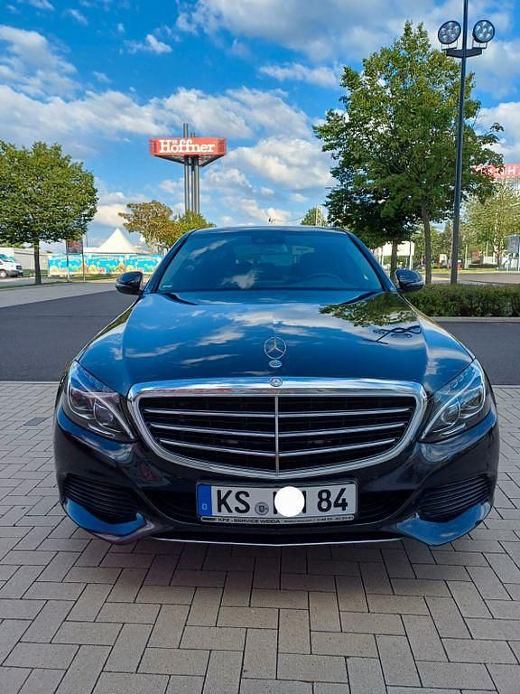 Gebraucht Mercedes C220 Exclusive 184 PS (135 kW) 2016 Schwarz Limousine