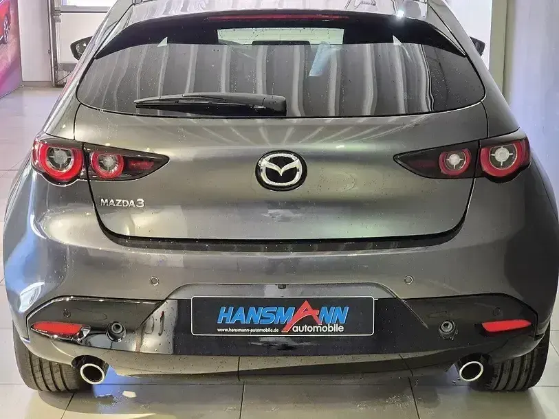 Neu Mazda 3 Center-Line 140 PS (102 kW) 2026 Grau Limousine