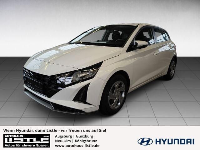 Gebraucht Hyundai i20 Select 101 PS (74 kW) 2025 Weiss Kleinwagen