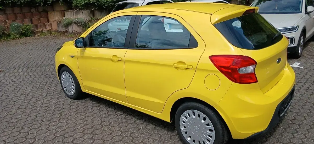 Gebraucht Ford Ka Cool & Sound Edition 86 PS (63 kW) 2016 Gelb Kleinwagen