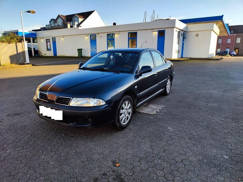 Blau Gebraucht 2001 Mitsubishi Carisma Elegance Limousine | 1.000 € (Teuer) - Bild 1/4