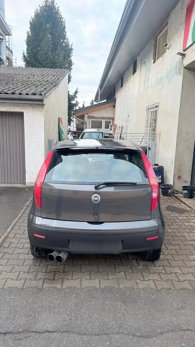 Gebraucht Fiat Punto Sport 90 PS (66 kW) 2004 Schwarz Kleinwagen
