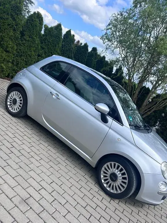 Gebraucht Fiat 500 69 PS (50 kW) 2011 Silber Kleinwagen