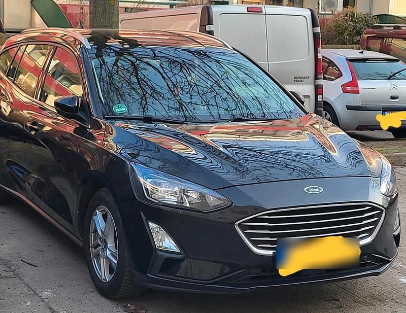 Gebraucht Ford Focus 120 PS (88 kW) 2020 Schwarz Limousine
