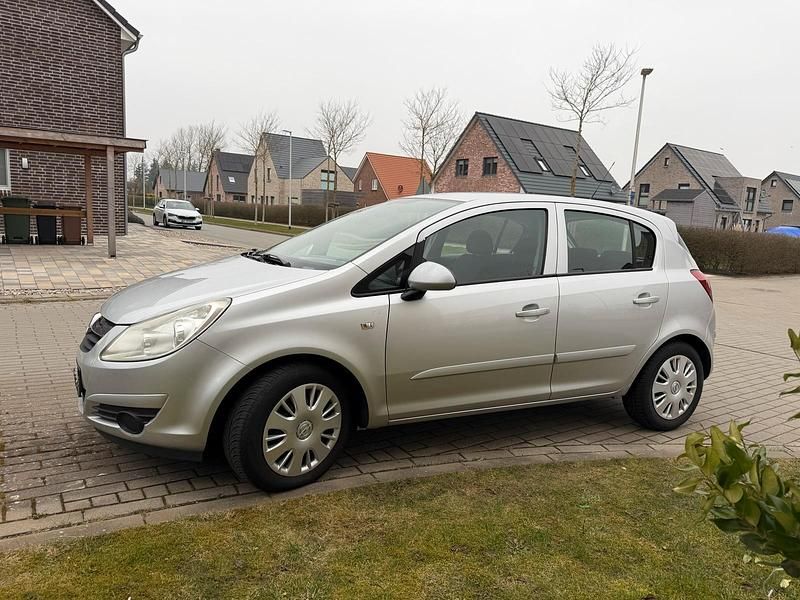 Gebraucht Opel Corsa 90 PS (66 kW) 2008 Kleinwagen