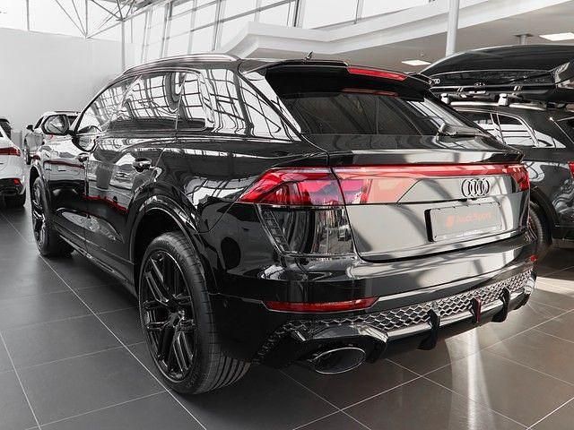 Neu Audi RS Q8 Performance 640 PS (470 kW) 2025 Mythosschwarz metallic SUV