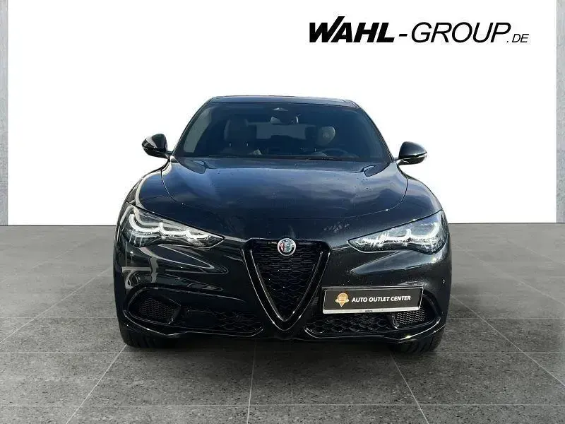 Gebraucht Alfa Romeo Stelvio 280 PS (205 kW) 2025 Schwarz SUV
