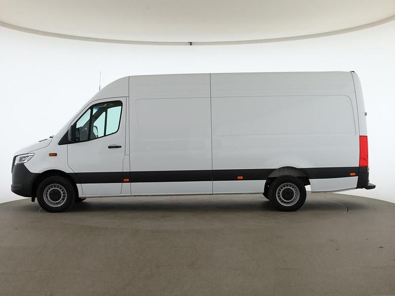 Używany Mercedes Sprinter 170 KM (125 kW) 2024 Biały Van