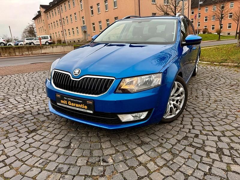Blau Gebraucht 2014 Skoda Octavia Elegance Kombi | 6.480 € (Guter Preis) - Bild 1/4