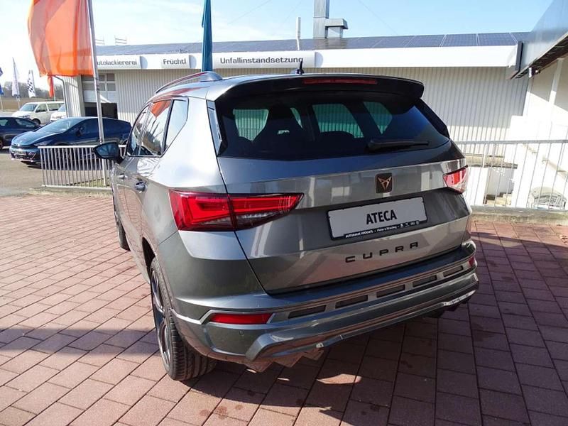 Neu Cupra Ateca 150 PS (110 kW) 2025 Graphite grau (metallic) SUV