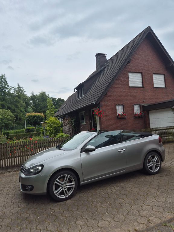 Silber Gebraucht 2013 VW Golf Cabriolet Cabrio | 9.250 € (Fairer Preis) - Bild 1/4