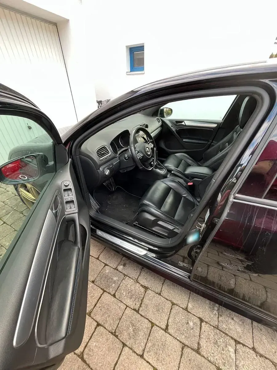 Używany VW Golf VII R 271 KM (199 kW) 2012 Czarny Hatchback