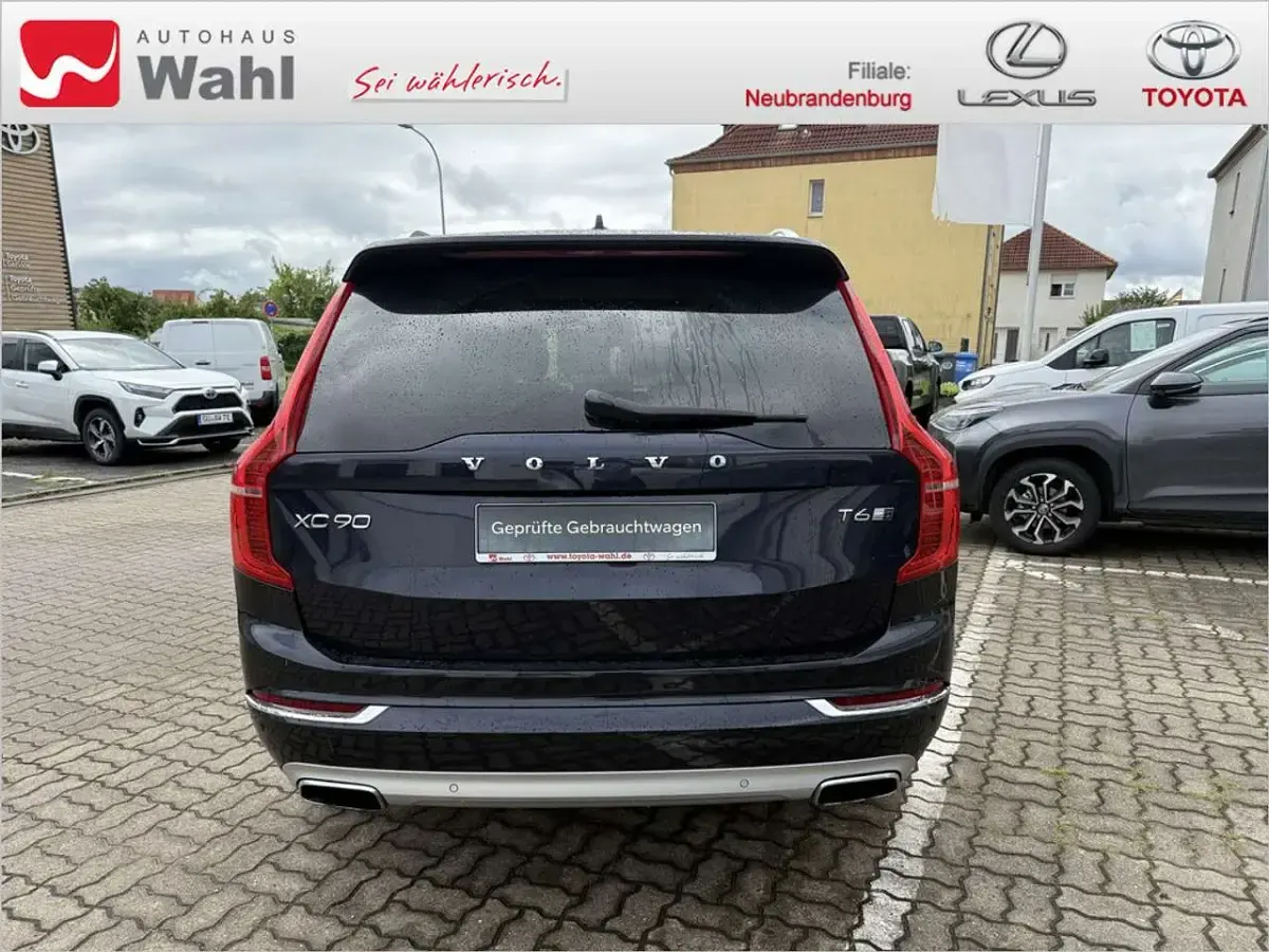 Gebraucht Volvo XC90 Inscription 320 PS (235 kW) 2016 Magic blue SUV