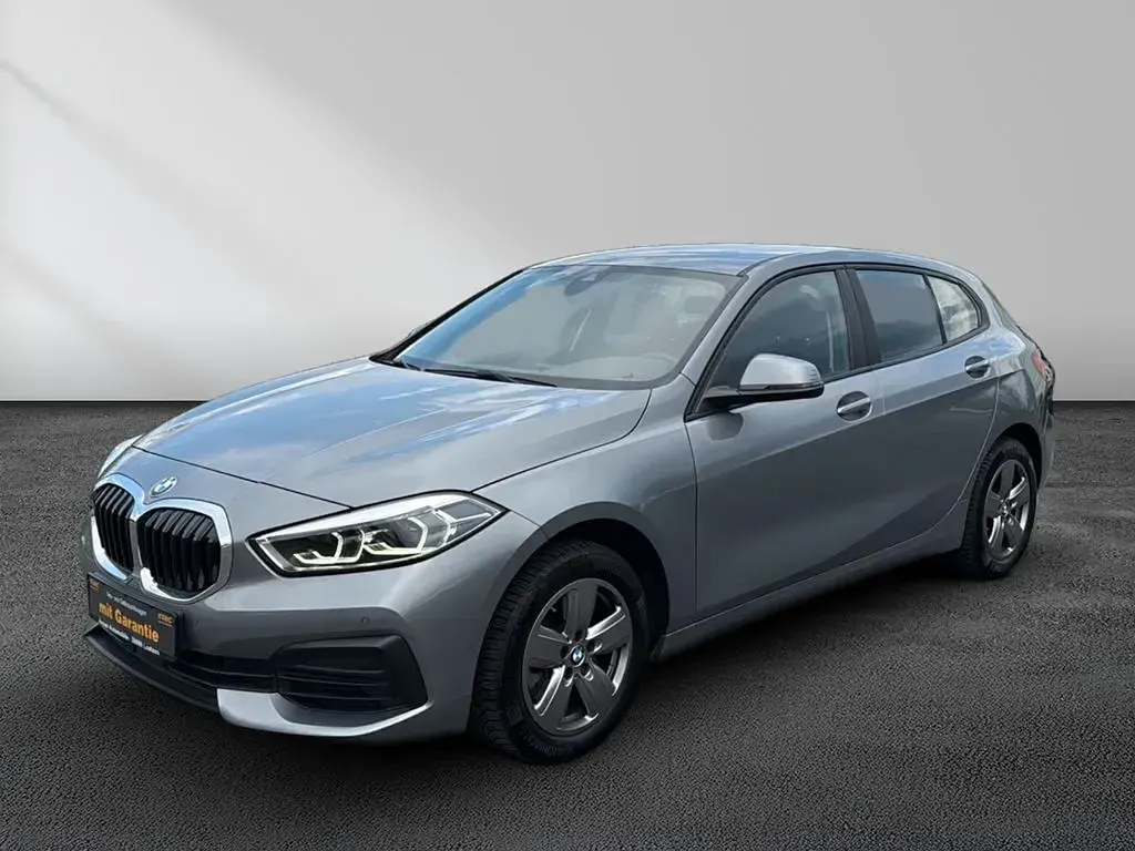 Gebraucht BMW 118 Advantage 136 PS (100 kW) 2024 Grau Limousine
