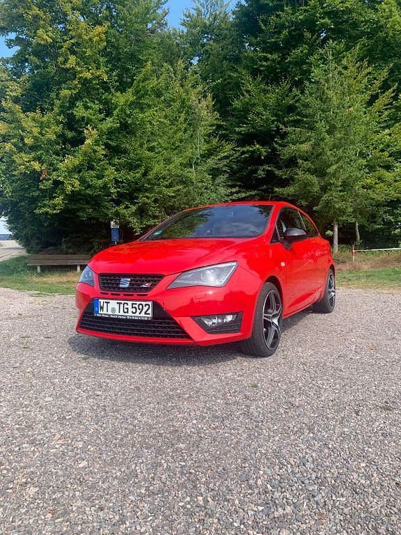 Rot Gebraucht 2014 Cupra Ibiza Kleinwagen | 7.900 € (Fairer Preis) - Bild 1/4